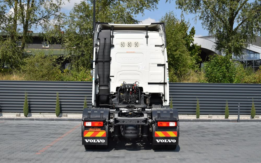 Volvo FH500 / EURO 6 / NOWY MODEL / KLIMATYZACJA POSTOJOWA / ACC / LEDY / 2 ZBIORNIKI / FULL SPILERY / 2023 / NISKI PRZEBIEG / SERWISOWANY / SPROWADZONY - شاحنة جرار: صور 5 Volvo FH500 / EURO 6 / NOWY MODEL / KLIMATYZACJA POSTOJOWA / ACC / LEDY / 2 ZBIORNIKI / FULL SPILERY / 2023 / NISKI PRZEBIEG / SERWISOWANY / SPROWADZONY - شاحنة جرار: صور 5