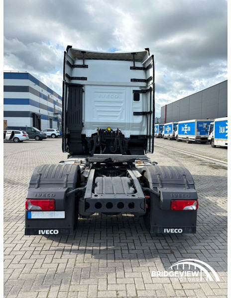 Iveco S-Way 480 - شاحنة جرار: صور 4 Iveco S-Way 480 - شاحنة جرار: صور 4