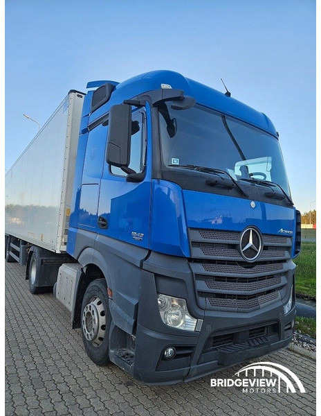 Mercedes-Benz Actros 1842 - شاحنة جرار: صور 2 Mercedes-Benz Actros 1842 - شاحنة جرار: صور 2