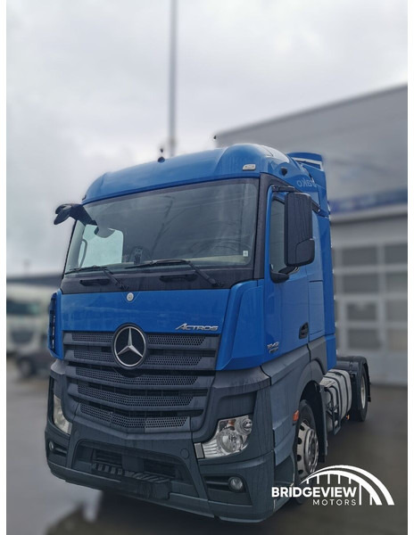 Mercedes-Benz Actros 1842 - شاحنة جرار: صور 5 Mercedes-Benz Actros 1842 - شاحنة جرار: صور 5