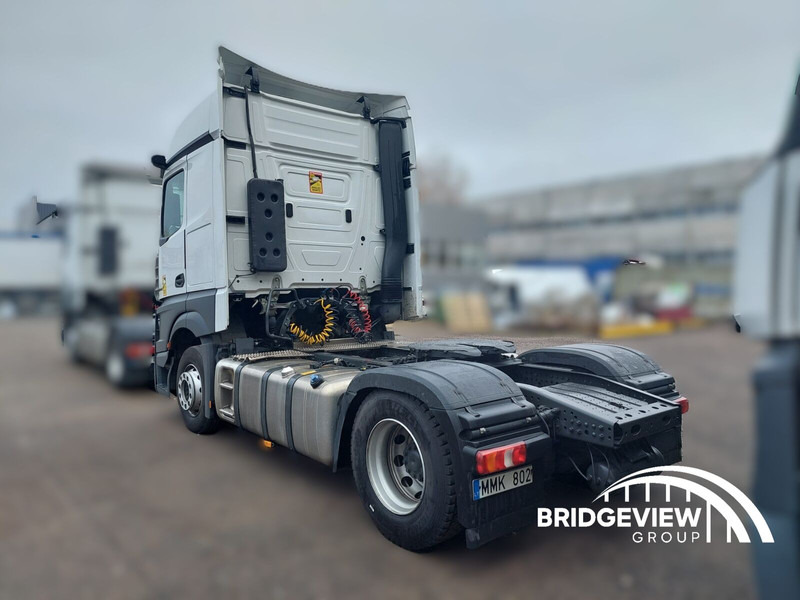 شاحنة جرار Mercedes-Benz Actros 1845: صور 7 شاحنة جرار Mercedes-Benz Actros 1845: صور 7