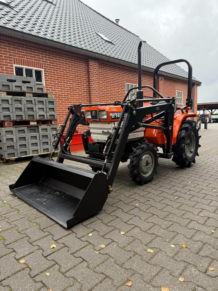 Kleintrakor Kubota B1402DT mit Frontlader ab 125 € pro Monat. - جرار صغير: صور 1 Kleintrakor Kubota B1402DT mit Frontlader ab 125 € pro Monat. - جرار صغير: صور 1