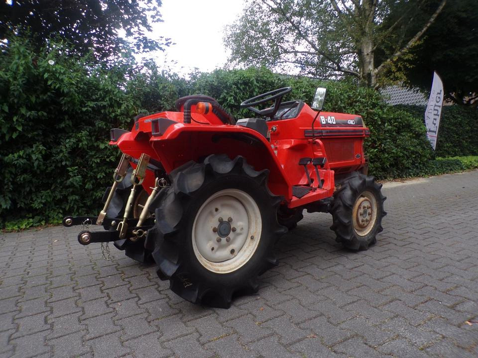 Kleintraktor Kubota B-40 - جرار صغير: صور 2 Kleintraktor Kubota B-40 - جرار صغير: صور 2