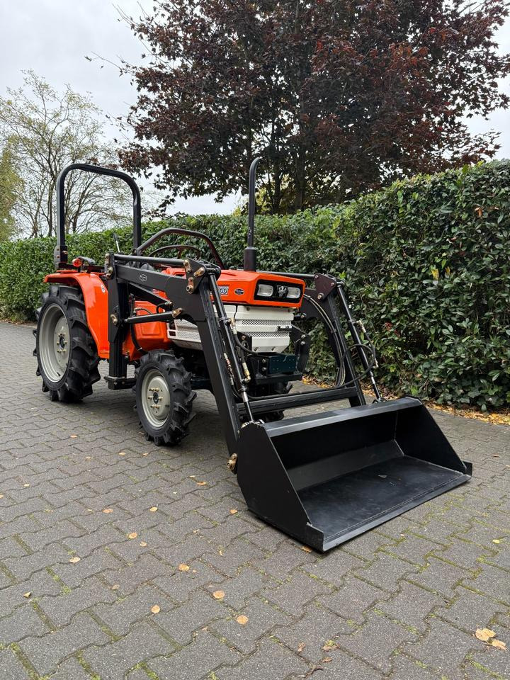 Kleintraktor Kubota B1600 mit Frontlader ab 125 € pro Monat. - جرار صغير: صور 2 Kleintraktor Kubota B1600 mit Frontlader ab 125 € pro Monat. - جرار صغير: صور 2