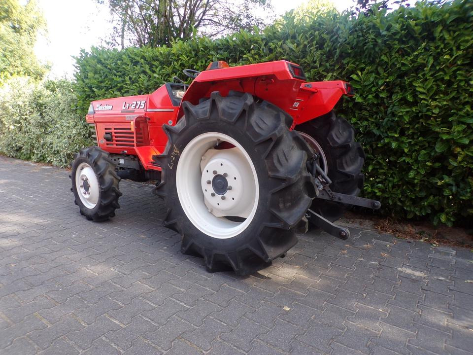 Kleintraktor Kubota L1-275 - جرار صغير: صور 3 Kleintraktor Kubota L1-275 - جرار صغير: صور 3