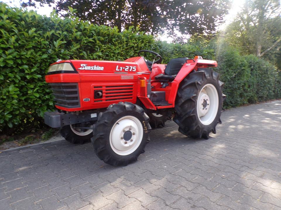 Kleintraktor Kubota L1-275 - جرار صغير: صور 1 Kleintraktor Kubota L1-275 - جرار صغير: صور 1