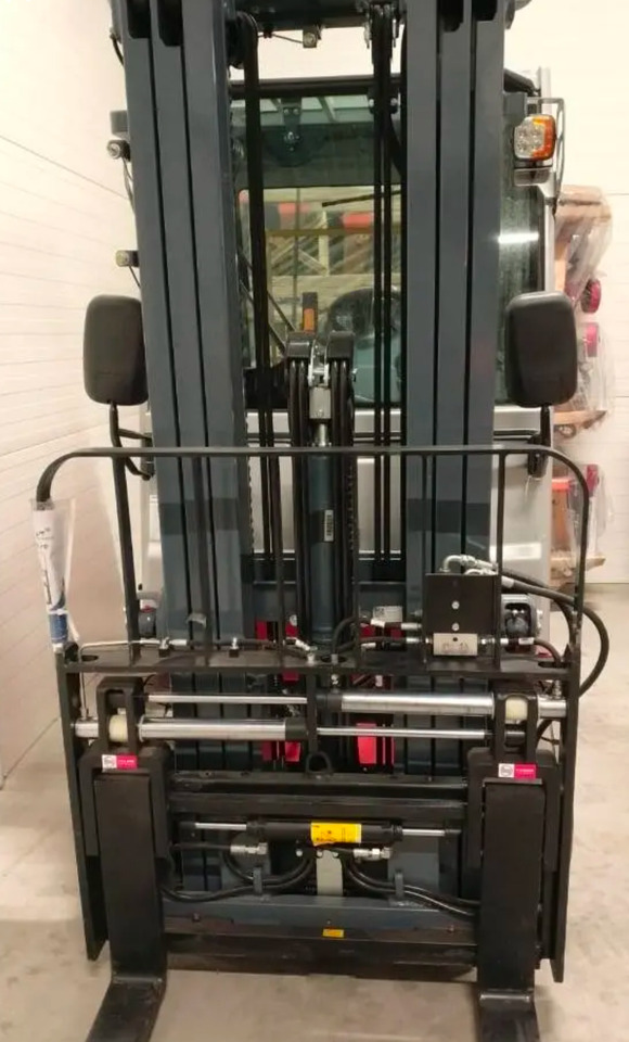 HELI CPD25-GE2DLI - رافعة شوكية كهربائية: صور 4 HELI CPD25-GE2DLI - رافعة شوكية كهربائية: صور 4