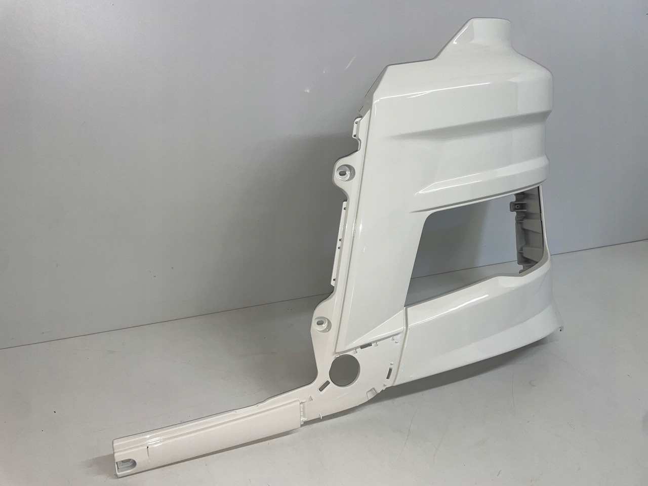 LEWA OSŁONA NA HALOGEN ZDERZAK MAN TG3 TGX 3 81416142277 - كأس مترعة - شاحنة: صور 2 LEWA OSŁONA NA HALOGEN ZDERZAK MAN TG3 TGX 3 81416142277 - كأس مترعة - شاحنة: صور 2