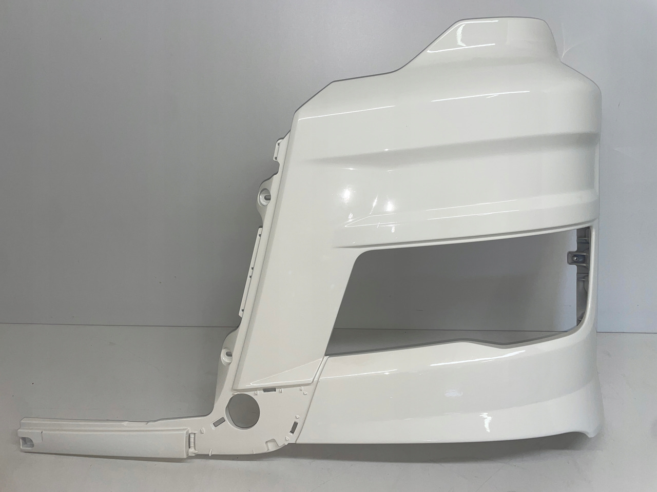 LEWA OSŁONA NA HALOGEN ZDERZAK MAN TG3 TGX 3 81416142277 - كأس مترعة - شاحنة: صور 1 LEWA OSŁONA NA HALOGEN ZDERZAK MAN TG3 TGX 3 81416142277 - كأس مترعة - شاحنة: صور 1