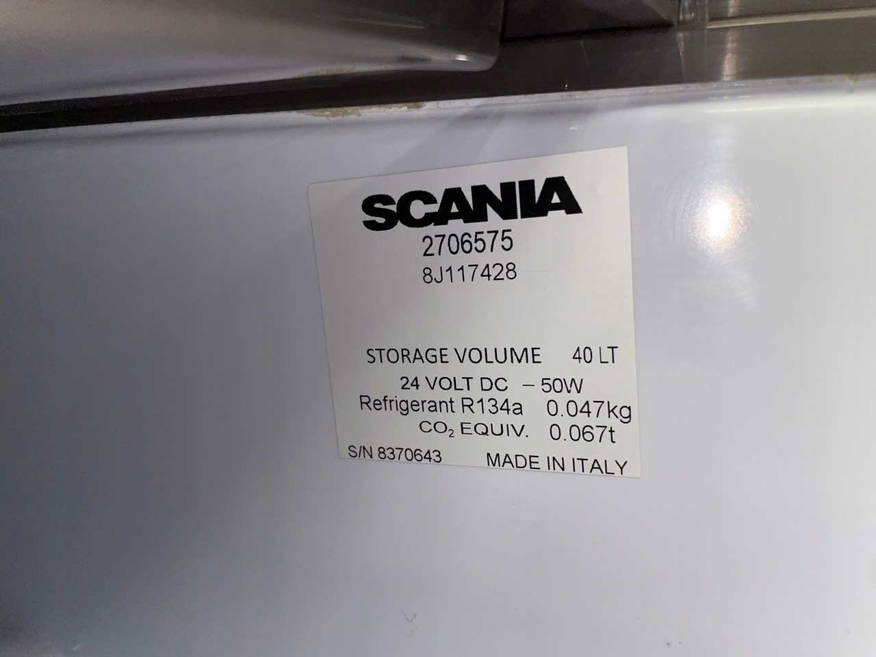 LODÓWKA CHŁODZIARKA SCANIA S 2706575 40 LITRÓW - الكابينة والداخلية - شاحنة: صور 5 LODÓWKA CHŁODZIARKA SCANIA S 2706575 40 LITRÓW - الكابينة والداخلية - شاحنة: صور 5