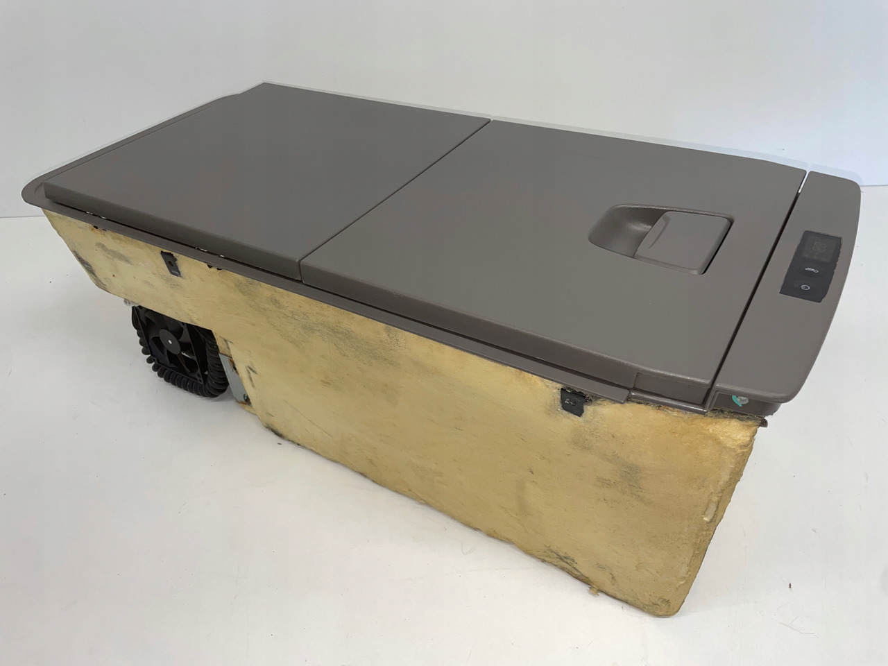 LODÓWKA SCANIA R S EURO 6 2706544 - الكابينة والداخلية - شاحنة: صور 1 LODÓWKA SCANIA R S EURO 6 2706544 - الكابينة والداخلية - شاحنة: صور 1