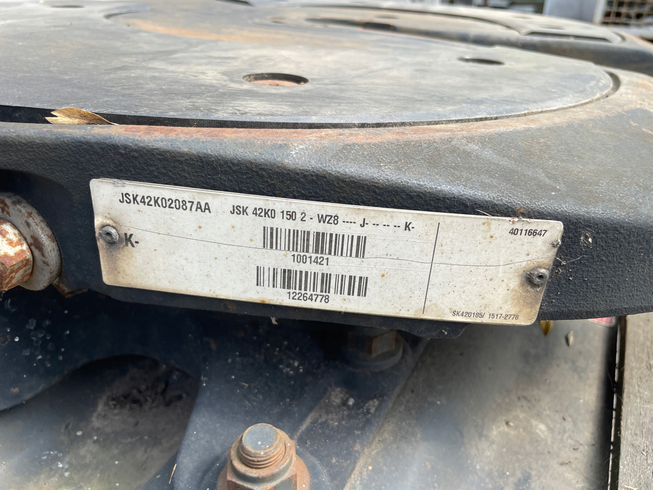 SIODŁO JOST MERCEDES ACTROS MP4 MP 4 A9603170021 - هيكل السيارة الخارجية - شاحنة: صور 3 SIODŁO JOST MERCEDES ACTROS MP4 MP 4 A9603170021 - هيكل السيارة الخارجية - شاحنة: صور 3