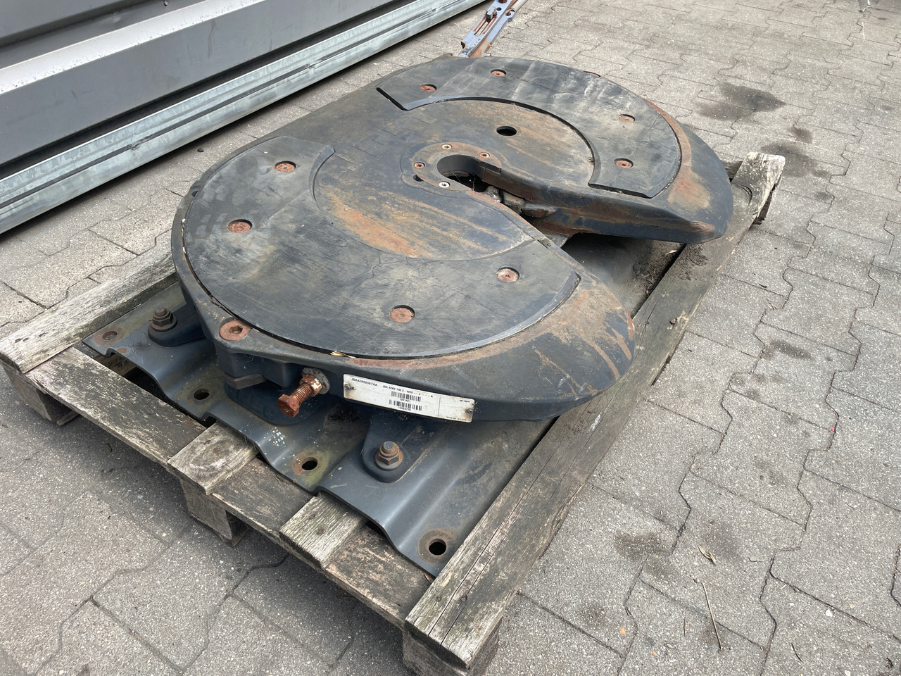 SIODŁO JOST MERCEDES ACTROS MP4 MP 4 A9603170021 - هيكل السيارة الخارجية - شاحنة: صور 2 SIODŁO JOST MERCEDES ACTROS MP4 MP 4 A9603170021 - هيكل السيارة الخارجية - شاحنة: صور 2