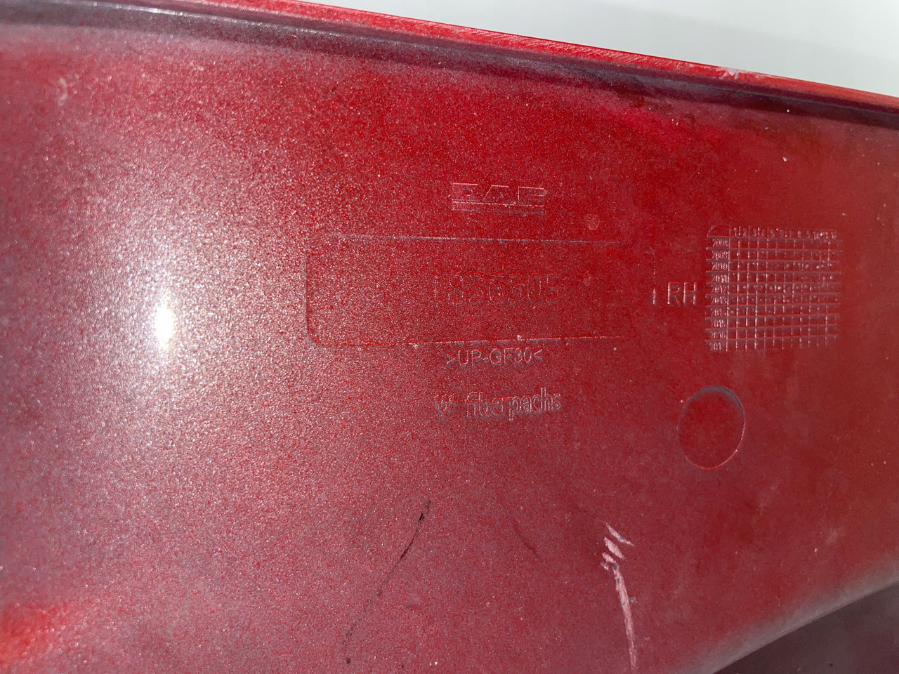 STOPNICA STOPIEŃ DAF XF 105 1836305 - خطوة جانبية - شاحنة: صور 3 STOPNICA STOPIEŃ DAF XF 105 1836305 - خطوة جانبية - شاحنة: صور 3