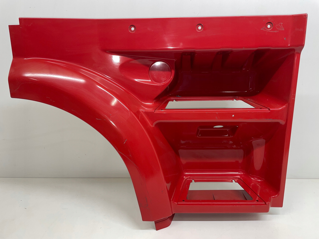 STOPNICA STOPIEŃ DAF XF 105 1836305 - خطوة جانبية - شاحنة: صور 1 STOPNICA STOPIEŃ DAF XF 105 1836305 - خطوة جانبية - شاحنة: صور 1