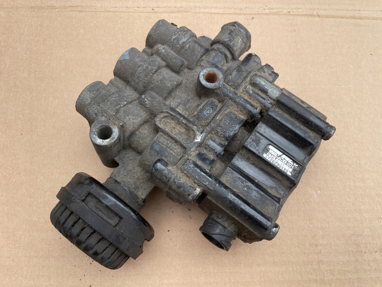 ZAWÓR PODUSZEK ECAS MAN TGA TGX TGS 4729000550 - تعليق هوائي - شاحنة: صور 2 ZAWÓR PODUSZEK ECAS MAN TGA TGX TGS 4729000550 - تعليق هوائي - شاحنة: صور 2