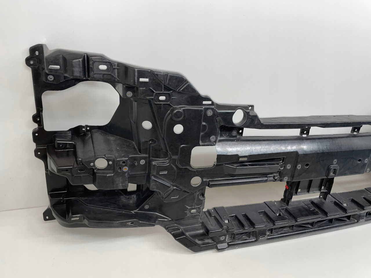 ZDERZAK MAN TGS TG3 TG 3 WSPORNIK WZMOCNIENIE - كأس مترعة - شاحنة: صور 2 ZDERZAK MAN TGS TG3 TG 3 WSPORNIK WZMOCNIENIE - كأس مترعة - شاحنة: صور 2