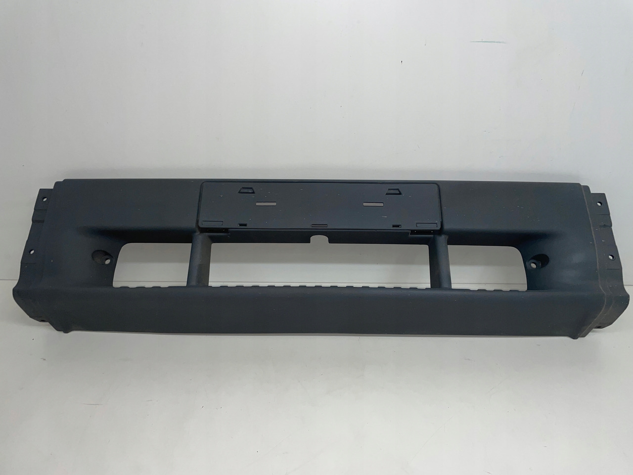 ZDERZAK MERCEDES ATEGO ŚRODEK ZDERZAKA A 97388041070 - كأس مترعة - شاحنة: صور 1 ZDERZAK MERCEDES ATEGO ŚRODEK ZDERZAKA A 97388041070 - كأس مترعة - شاحنة: صور 1