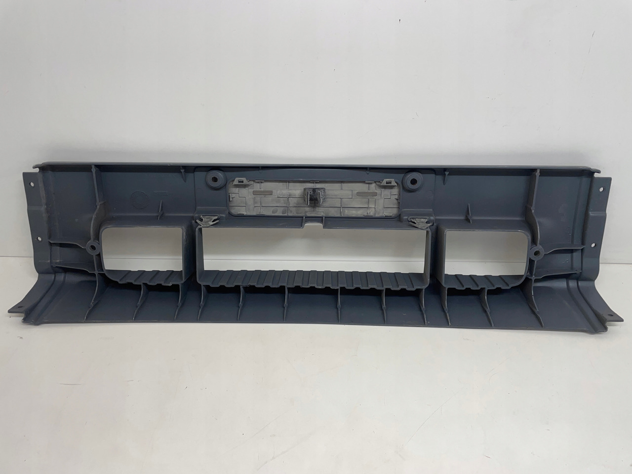 ZDERZAK MERCEDES ATEGO ŚRODEK ZDERZAKA A 97388041070 - كأس مترعة - شاحنة: صور 2 ZDERZAK MERCEDES ATEGO ŚRODEK ZDERZAKA A 97388041070 - كأس مترعة - شاحنة: صور 2