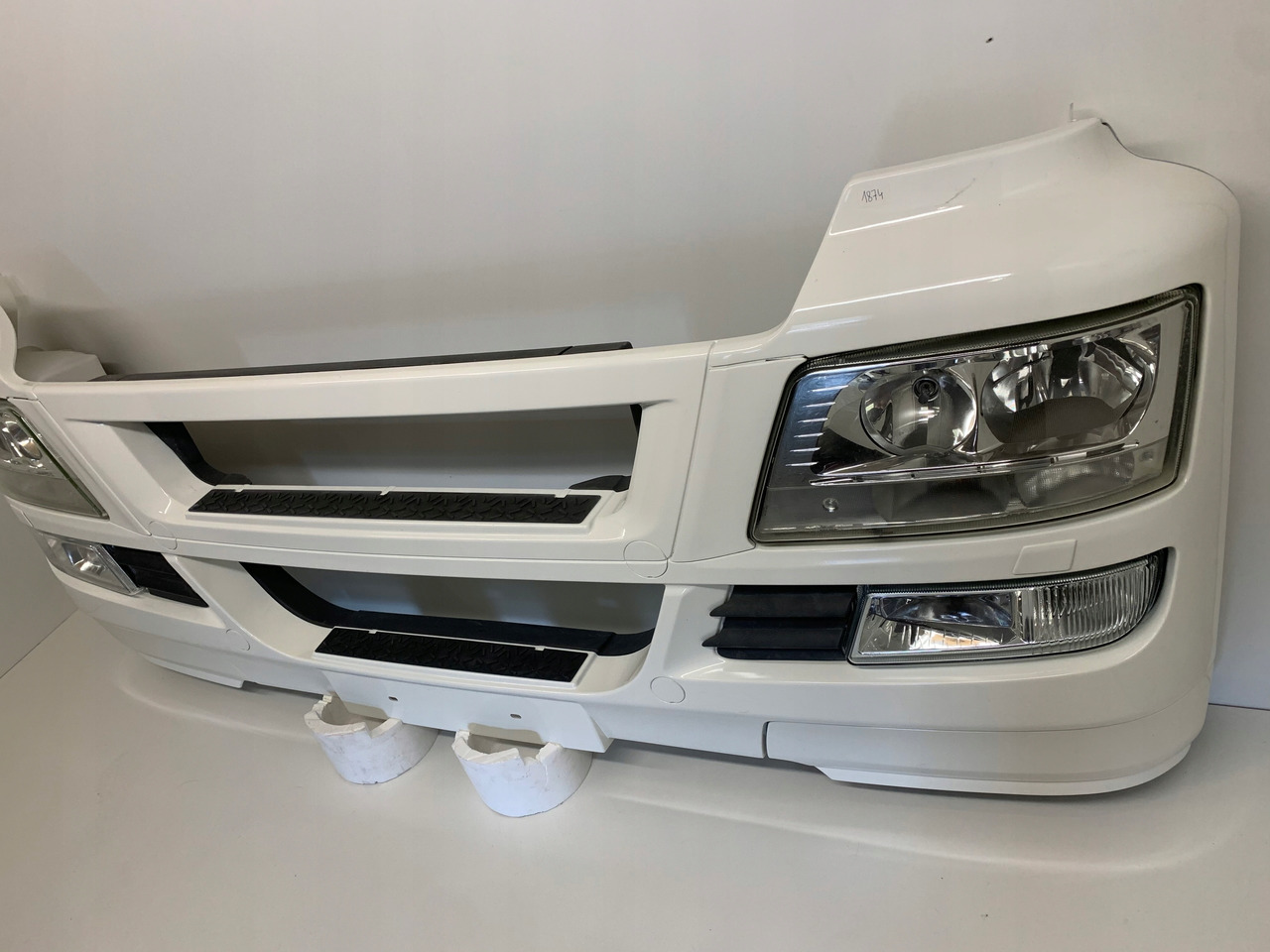 ZDERZAK XENON MAN TGS - كأس مترعة - شاحنة: صور 5 ZDERZAK XENON MAN TGS - كأس مترعة - شاحنة: صور 5