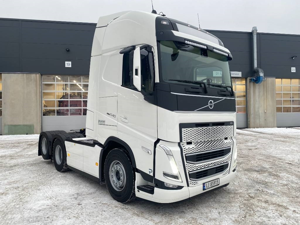 Volvo FH 540 - شاحنة جرار: صور 3 Volvo FH 540 - شاحنة جرار: صور 3