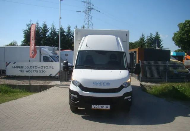 Iveco DAILY 70 C 18 3.0TDI 5.45M WINDA 1000KG - الشاحنات الصغيرة صندوق مغلق: صور 2 Iveco DAILY 70 C 18 3.0TDI 5.45M WINDA 1000KG - الشاحنات الصغيرة صندوق مغلق: صور 2