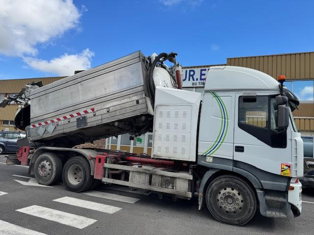 Iveco Stralis 480 - فراغ شاحنة: صور 5 Iveco Stralis 480 - فراغ شاحنة: صور 5