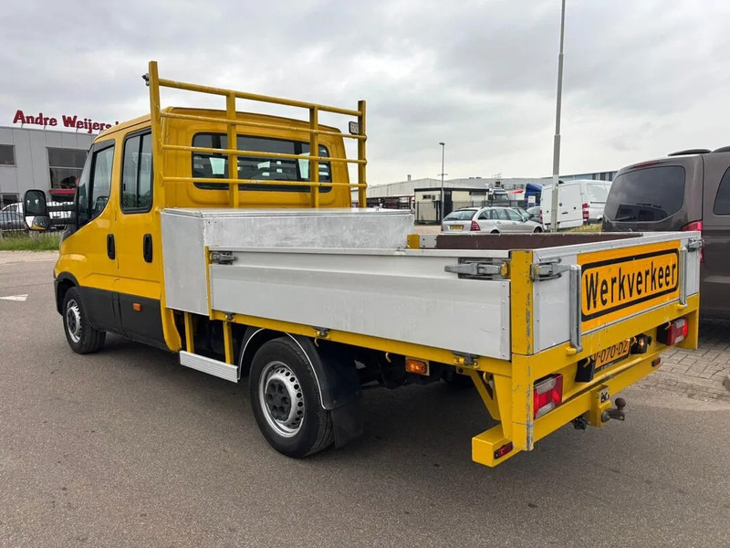 Iveco Daily 35S12 - الشاحنات الصغيرة المسطحة: صور 2 Iveco Daily 35S12 - الشاحنات الصغيرة المسطحة: صور 2