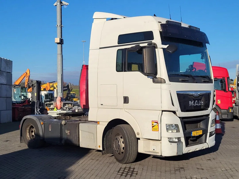 MAN TGX 18.440 - شاحنة جرار: صور 3 MAN TGX 18.440 - شاحنة جرار: صور 3