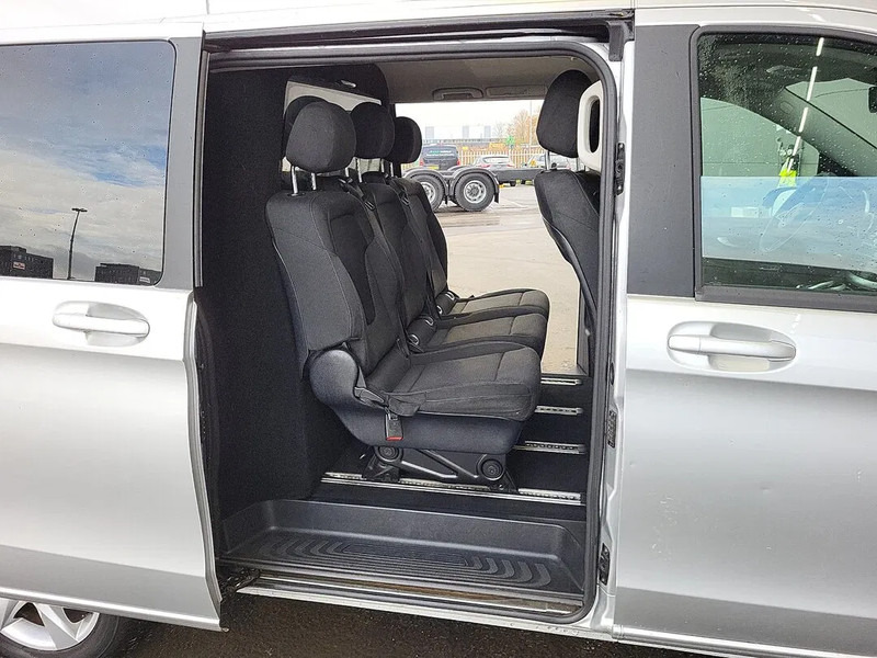 Mercedes-Benz V-Klasse - فان المدمجة, الشاحنات الصغيرة كابينة مزدوجة: صور 5 Mercedes-Benz V-Klasse - فان المدمجة, الشاحنات الصغيرة كابينة مزدوجة: صور 5