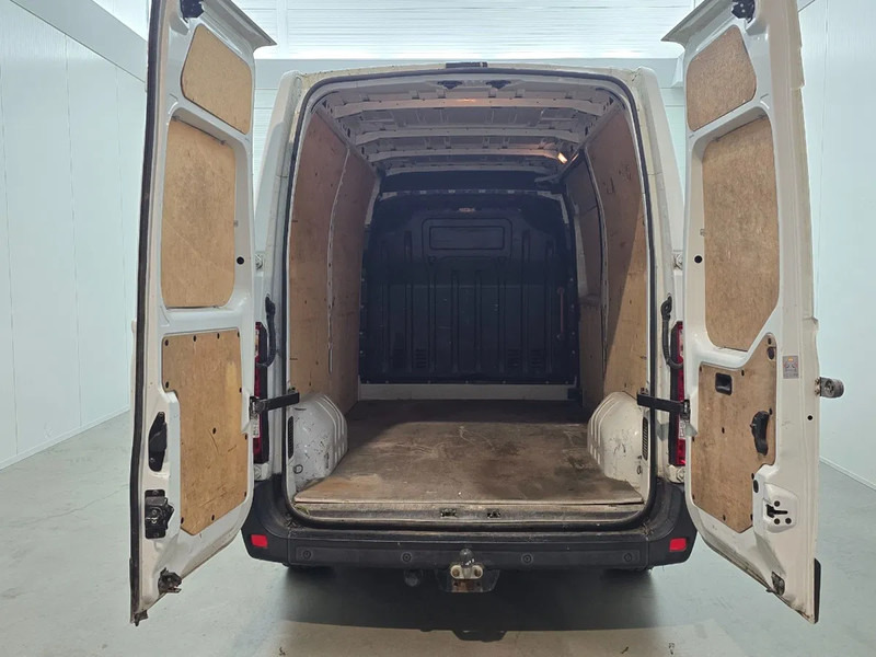 Opel Movano - فان المدمجة, الشاحنات الصغيرة كابينة مزدوجة: صور 5 Opel Movano - فان المدمجة, الشاحنات الصغيرة كابينة مزدوجة: صور 5