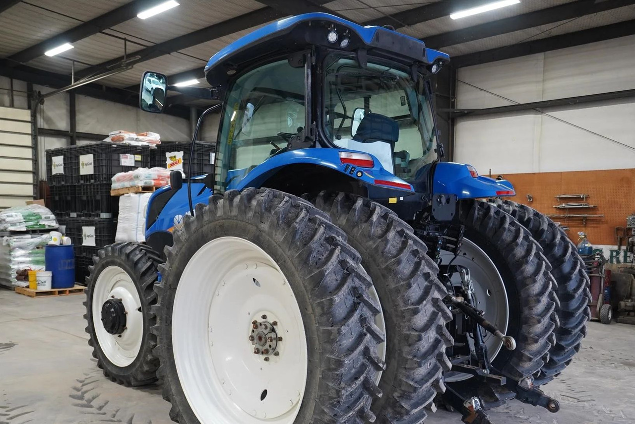 NEW HOLLAND T7.210 - جرار: صور 3 NEW HOLLAND T7.210 - جرار: صور 3