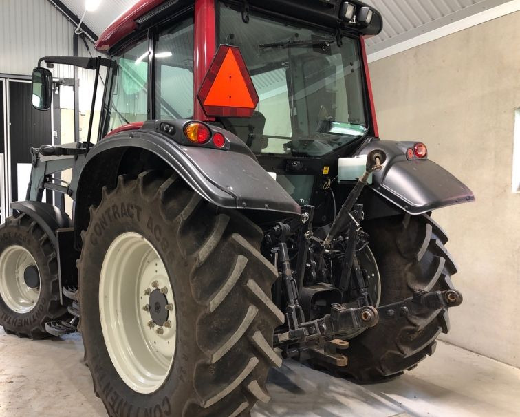 Valtra N92 HiTech - جرار: صور 5 Valtra N92 HiTech - جرار: صور 5