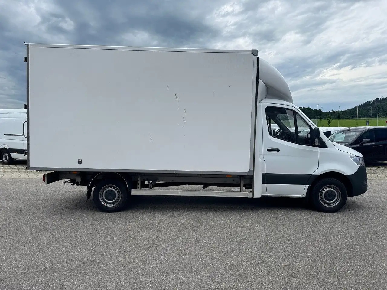 Mercedes-Benz Sprinter 315 CDI Maxi Lang Koffer Klima - الشاحنات الصغيرة صندوق مغلق: صور 4 Mercedes-Benz Sprinter 315 CDI Maxi Lang Koffer Klima - الشاحنات الصغيرة صندوق مغلق: صور 4