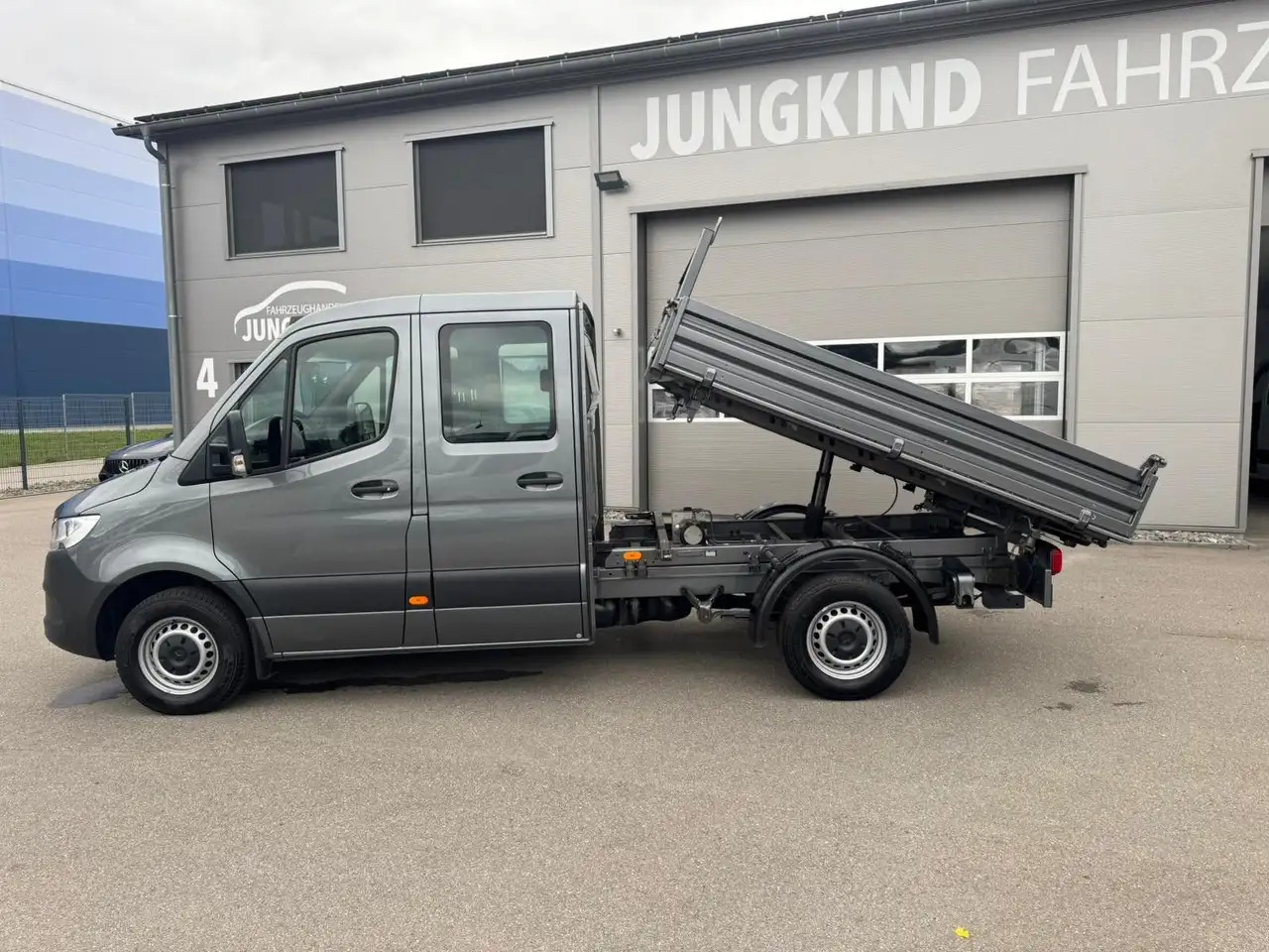 Mercedes-Benz Sprinter 316 CDI DoKa Kipper Lang Dreiseitenkipp - قلاب صغير, الشاحنات الصغيرة كابينة مزدوجة: صور 2 Mercedes-Benz Sprinter 316 CDI DoKa Kipper Lang Dreiseitenkipp - قلاب صغير, الشاحنات الصغيرة كابينة مزدوجة: صور 2