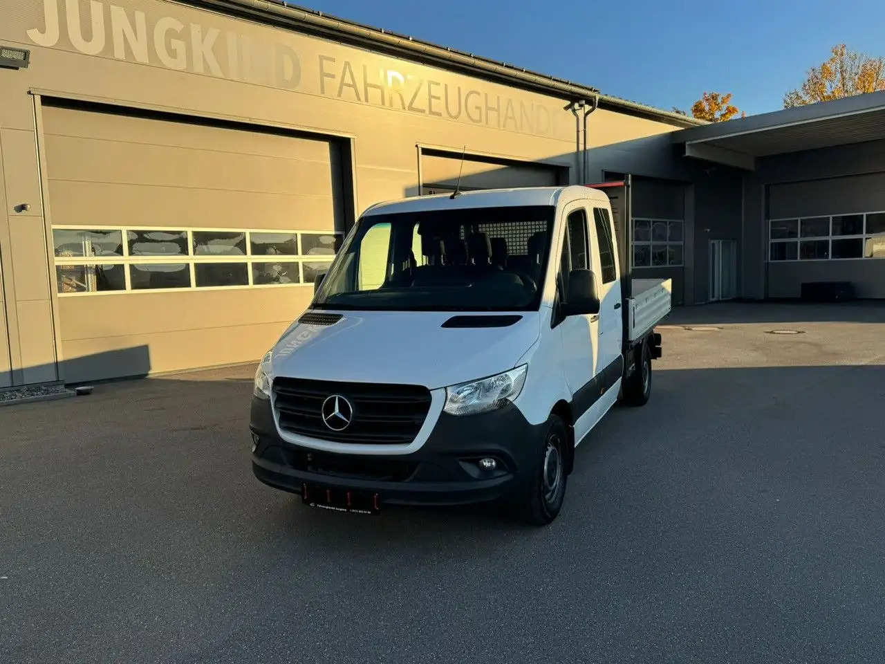 Mercedes-Benz Sprinter 317 CDI Lang DoKa Pritsche AHK 3,5t - الشاحنات الصغيرة المسطحة, الشاحنات الصغيرة كابينة مزدوجة: صور 2 Mercedes-Benz Sprinter 317 CDI Lang DoKa Pritsche AHK 3,5t - الشاحنات الصغيرة المسطحة, الشاحنات الصغيرة كابينة مزدوجة: صور 2
