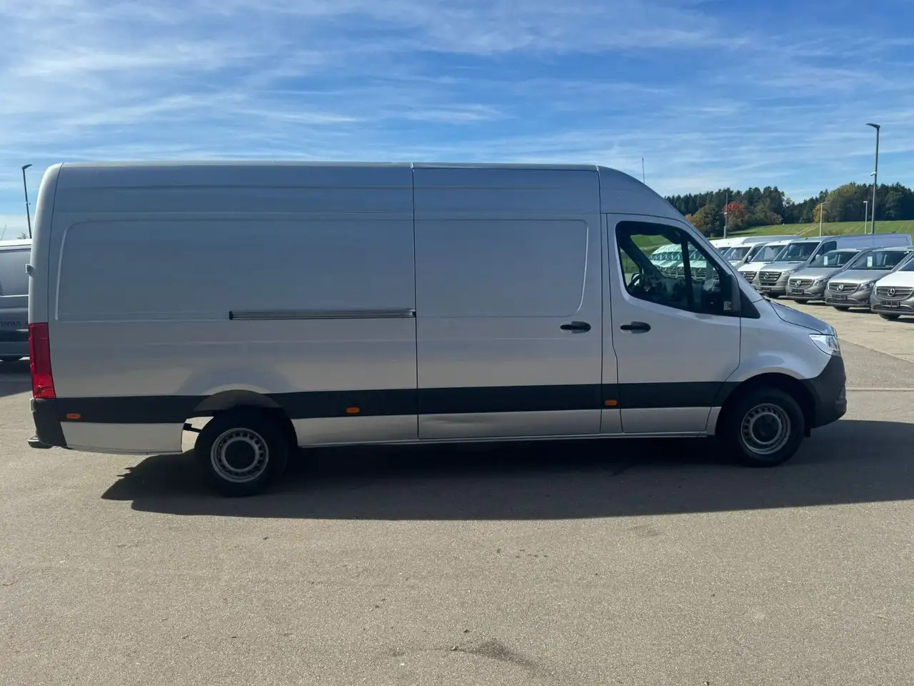 فان Mercedes-Benz Sprinter 317 CDI Maxi Lang Silber Klima MBUX AHK: صور 7