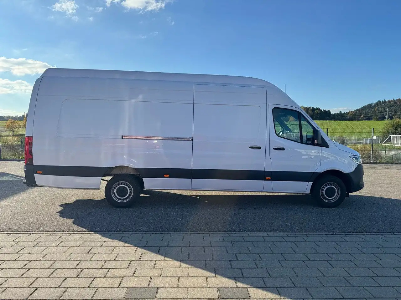 Mercedes-Benz Sprinter 319 CDI Maxi Lang Extralang XXL LED - فان: صور 4 Mercedes-Benz Sprinter 319 CDI Maxi Lang Extralang XXL LED - فان: صور 4