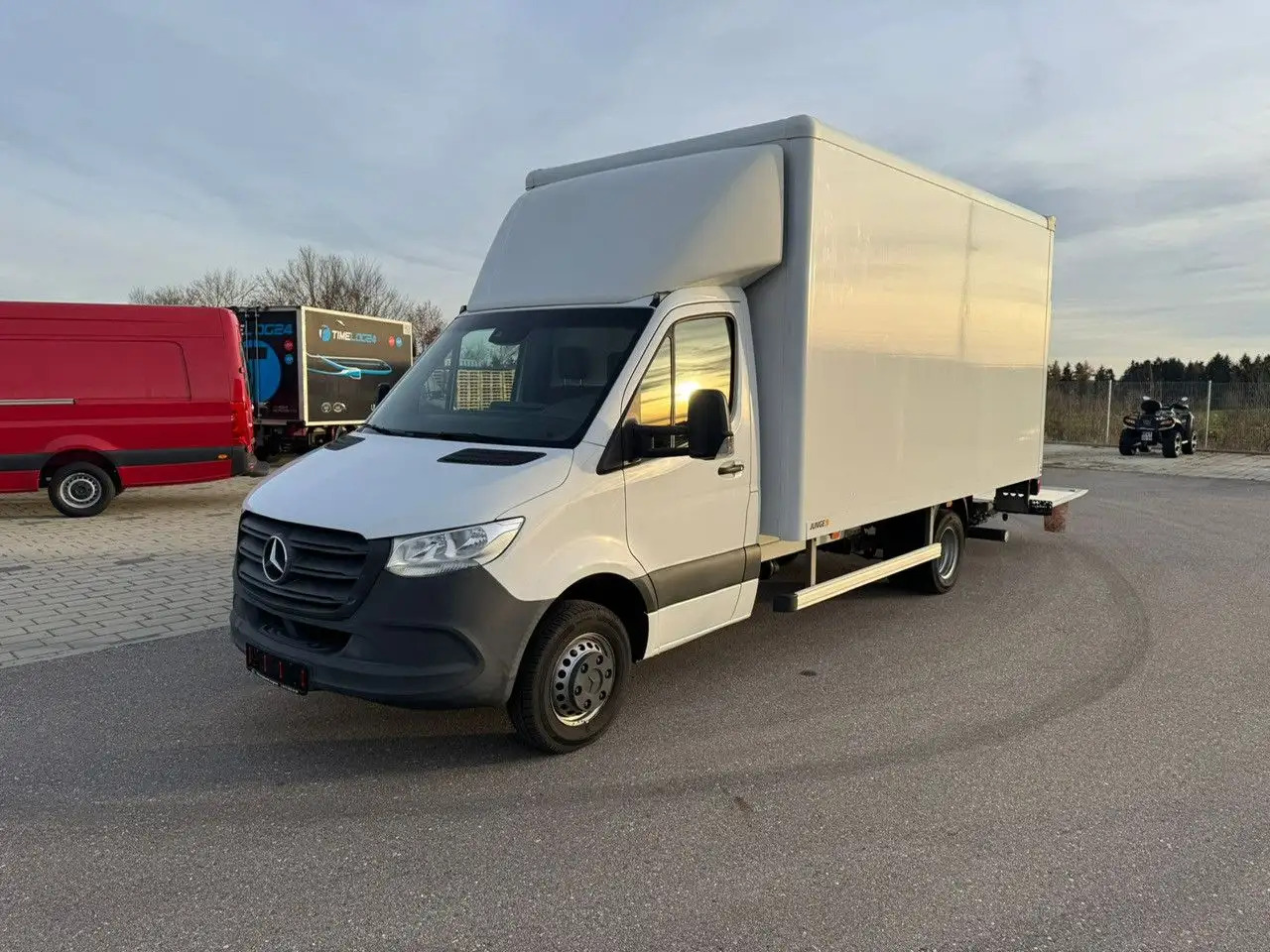 Mercedes-Benz Sprinter 516 CDI Maxi Koffer LBW AHK Klima - الشاحنات الصغيرة صندوق مغلق: صور 1 Mercedes-Benz Sprinter 516 CDI Maxi Koffer LBW AHK Klima - الشاحنات الصغيرة صندوق مغلق: صور 1