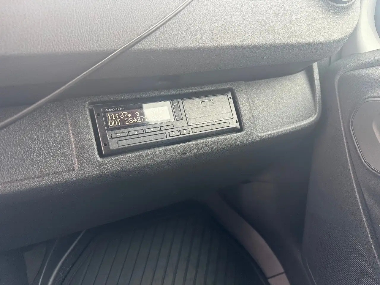 Mercedes-Benz Sprinter 516 CDI Tiefkühl Kühlkoffer Maxi Lang - الشاحنات الصغيرة المبردة: صور 5 Mercedes-Benz Sprinter 516 CDI Tiefkühl Kühlkoffer Maxi Lang - الشاحنات الصغيرة المبردة: صور 5