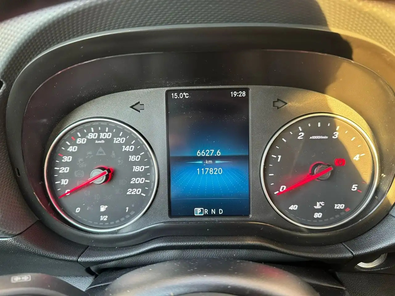 سيارة Mercedes-Benz T-Class T -Klasse 160 d standard: صور 7 سيارة Mercedes-Benz T-Class T -Klasse 160 d standard: صور 7