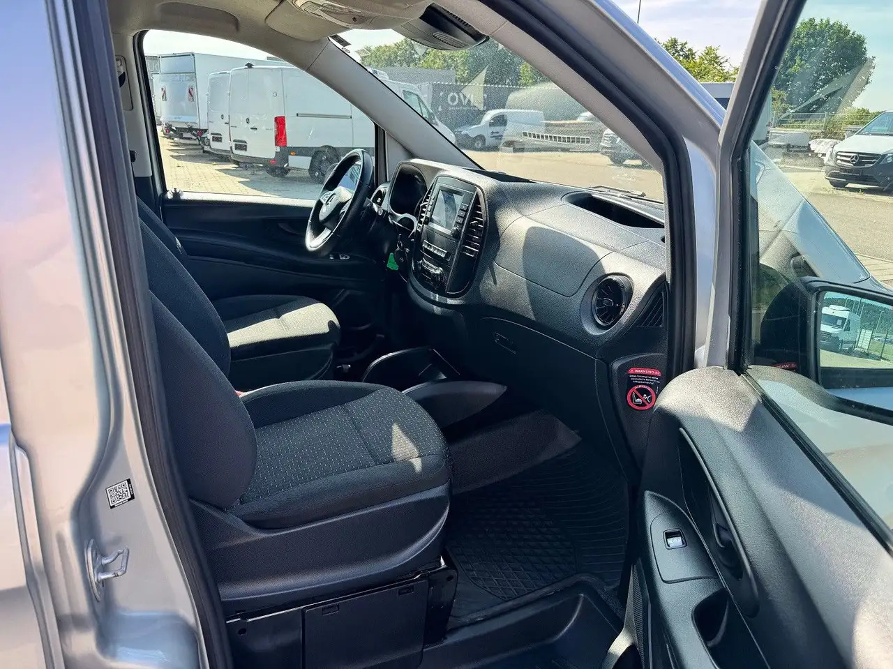 فان Mercedes-Benz Vito 114 CDI Kompakt Silber Bott: صور 11