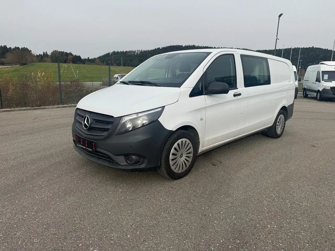 Mercedes-Benz Vito 116 CDI Lang Extralang Mixto Klima - فان: صور 1 Mercedes-Benz Vito 116 CDI Lang Extralang Mixto Klima - فان: صور 1