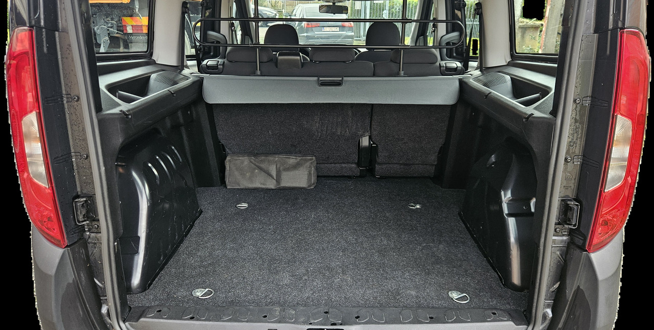 FIAT DOBLO MAXI - فان المدمجة: صور 5 FIAT DOBLO MAXI - فان المدمجة: صور 5