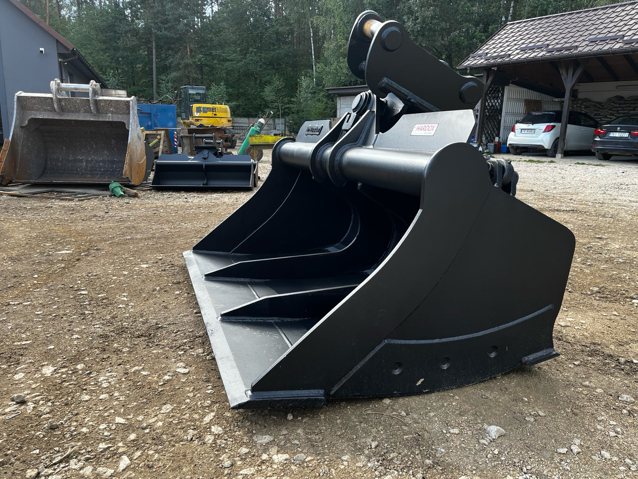 Łyżka skarpowa hydraulicznie uchylna 1.4m3 - بكت حفار - بكت حفار: صور 3 Łyżka skarpowa hydraulicznie uchylna 1.4m3 - بكت حفار - بكت حفار: صور 3