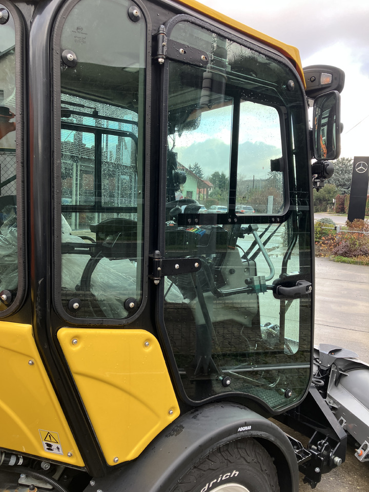 Multihog CX75 - جرافة ثلج: صور 2 Multihog CX75 - جرافة ثلج: صور 2