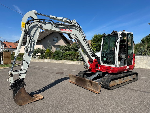 TAKEUCHI TB 370 - حفارة مصغرة: صور 3 TAKEUCHI TB 370 - حفارة مصغرة: صور 3