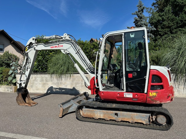 TAKEUCHI TB 370 - حفارة مصغرة: صور 1 TAKEUCHI TB 370 - حفارة مصغرة: صور 1