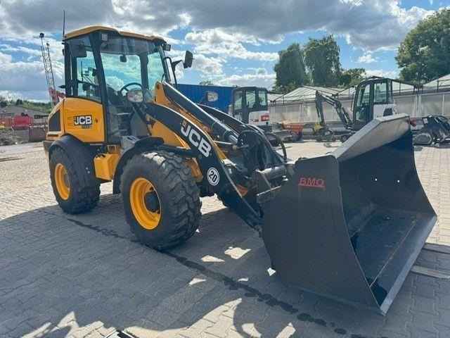 JCB 409 - اللودر بعجل: صور 2 JCB 409 - اللودر بعجل: صور 2