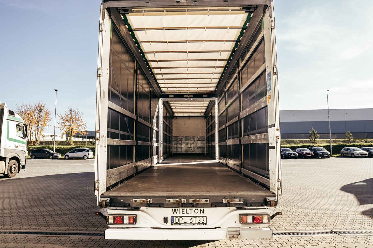 شاحنة ستارة Volvo FH: صور 43